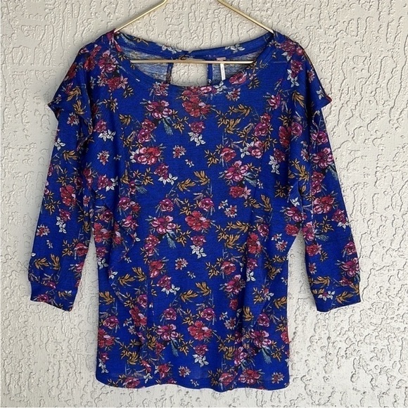 Free People Blue Floral Ruffle Sleeve Boho Blouse Keyhole Back Size S - Picture 4 of 13